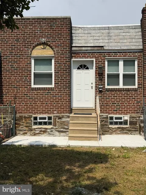5922 Bustleton Ave, Philadelphia, PA 19149