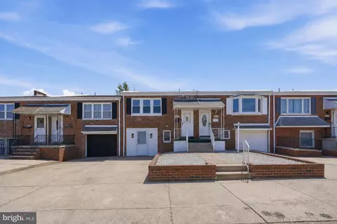 3530 Oakhill Rd, Philadelphia, PA 19154