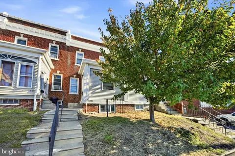 1315 S 56th St, Philadelphia, PA 19143