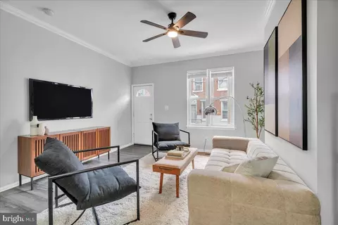 1328 S Mole St, Philadelphia, PA 19146