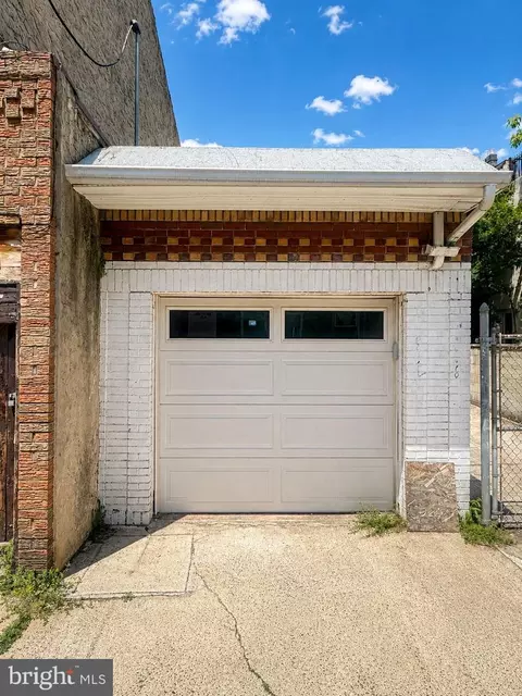 607 Sears St, Philadelphia, PA 19147