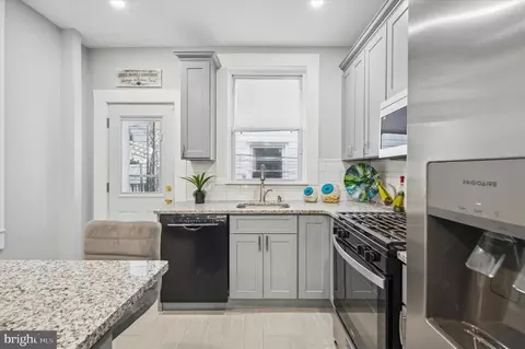 2916 W Norris St, Philadelphia, PA 19121
