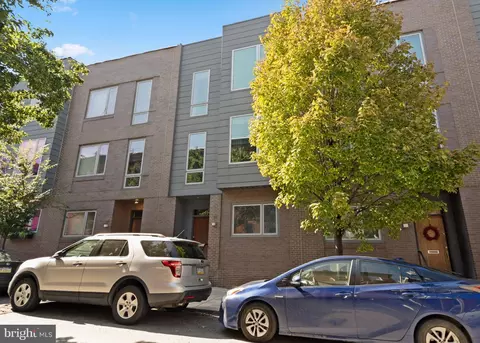 810 N 24th St, Philadelphia, PA 19130