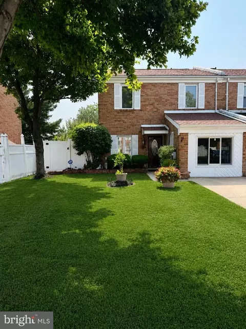 8412 Gibbs Pl, Philadelphia, PA 19153