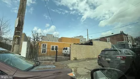 1856 E Oakdale St E, Philadelphia, PA 19125