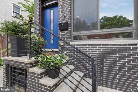 1241 N 19th St, Philadelphia, PA 19121