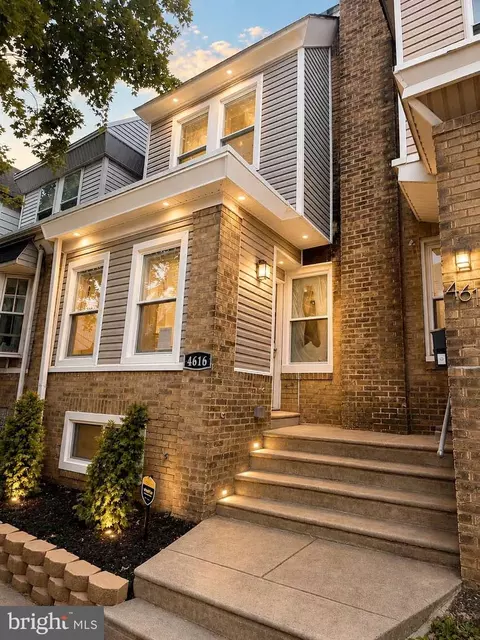 4616 Vista St, Philadelphia, PA 19136