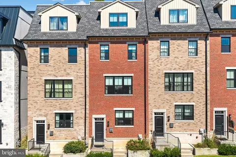 326 Wright St, Philadelphia, PA 19128