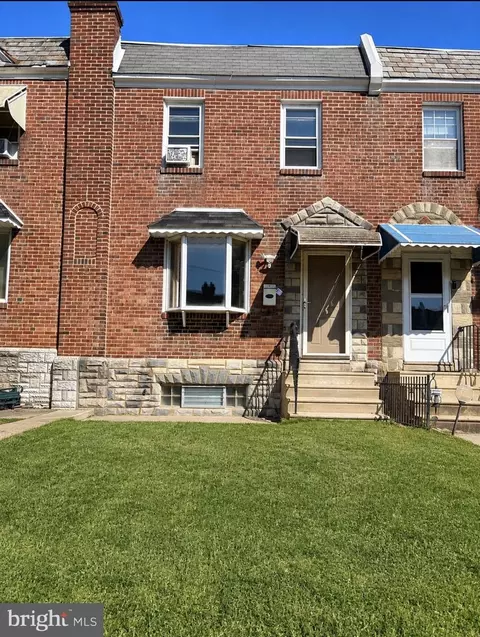 7214 Cottage St, Philadelphia, PA 19135