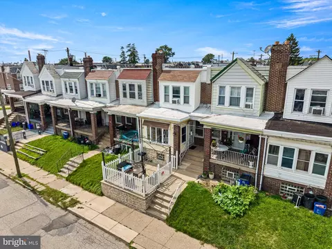 5910 Agusta St, Philadelphia, PA 19149