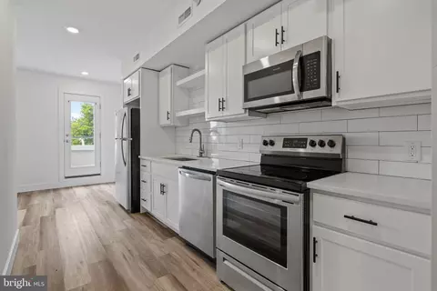 3207 Ridge Ave, Philadelphia, PA 19132