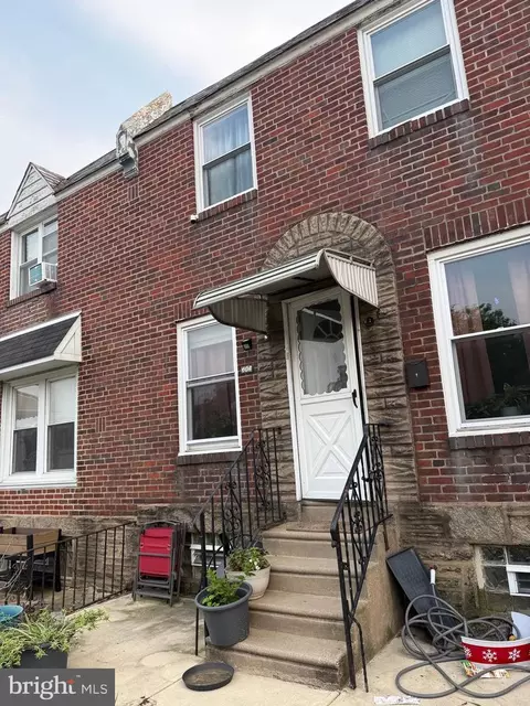604 Alcott St, Philadelphia, PA 19120
