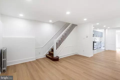 6504 Dorel St, Philadelphia, PA 19142