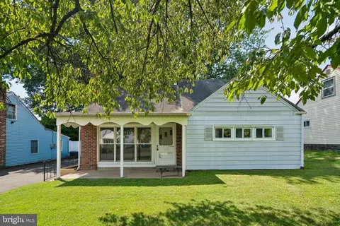 524 Selma St, Philadelphia, PA 19116