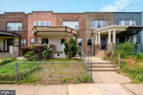 2544 S 68th St, Philadelphia, PA 19142