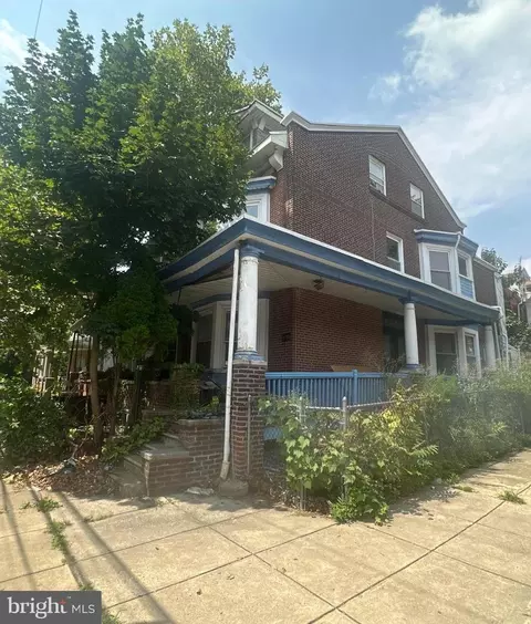 4726 Oakland St, Philadelphia, PA 19124