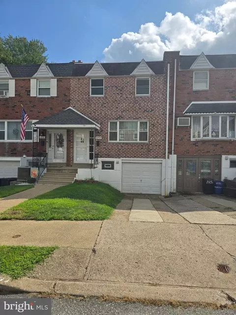 12729 Elnora Rd, Philadelphia, PA 19154