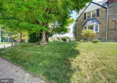 834 E Vernon Rd, Philadelphia, PA 19119