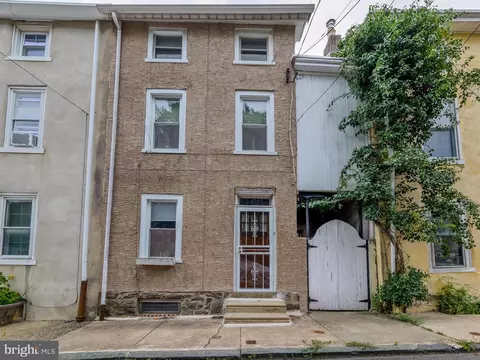418 W Woodlawn St, Philadelphia, PA 19144