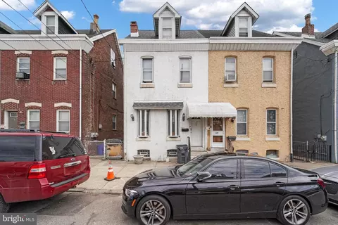 7115 Tulip St, Philadelphia, PA 19135