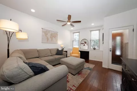 1115 S 7th St, Philadelphia, PA 19147