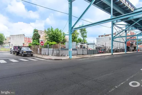 2724 26 Kensington Ave, Philadelphia, PA 19134