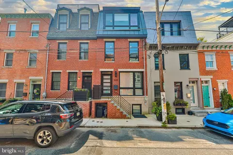 2028 Pemberton St, Philadelphia, PA 19146