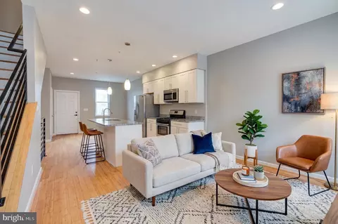 2103 E Dauphin St, Philadelphia, PA 19125