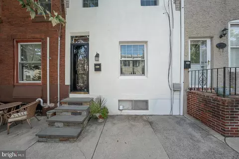 3621 Calumet St, Philadelphia, PA 19129