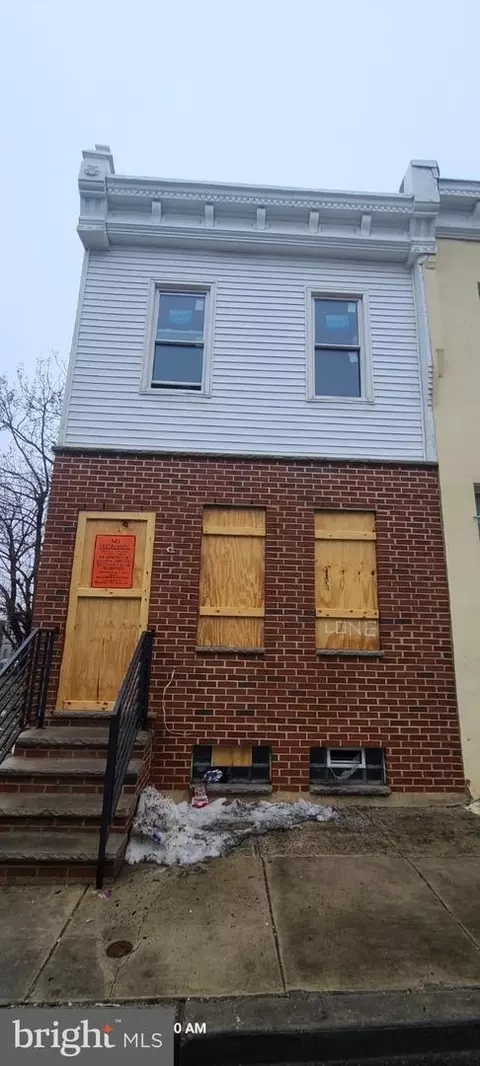 662 E Lippincott St, Philadelphia, PA 19134