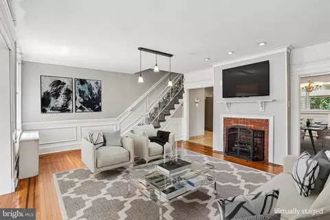 439 E Phil Ellena St, Philadelphia, PA 19119