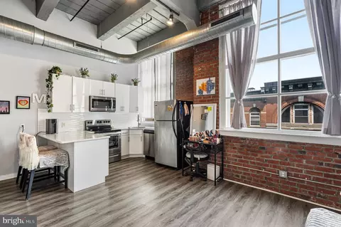 1010 00 Arch St #513, Philadelphia, PA 19107