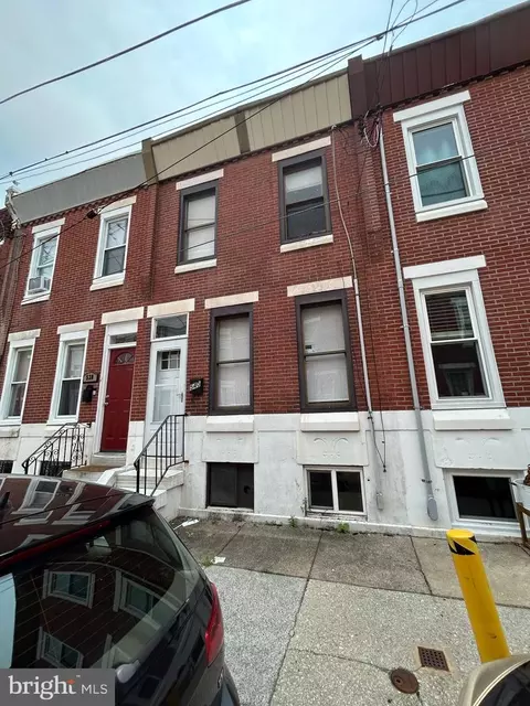 540 Fernon St, Philadelphia, PA 19148