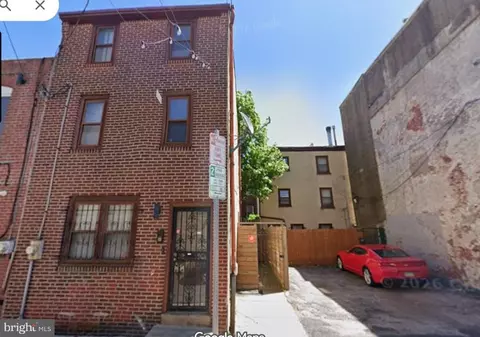 1043 N Leithgow St, Philadelphia, PA 19123