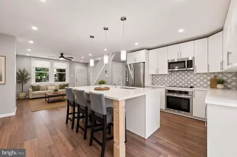 516 E Mayland St, Philadelphia, PA 19144