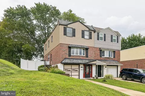 14005 Faraday St, Philadelphia, PA 19116
