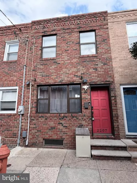 2207 S Clarion St, Philadelphia, PA 19148
