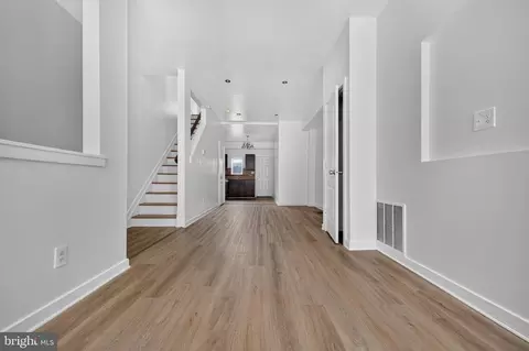 1238 W Firth St, Philadelphia, PA 19133