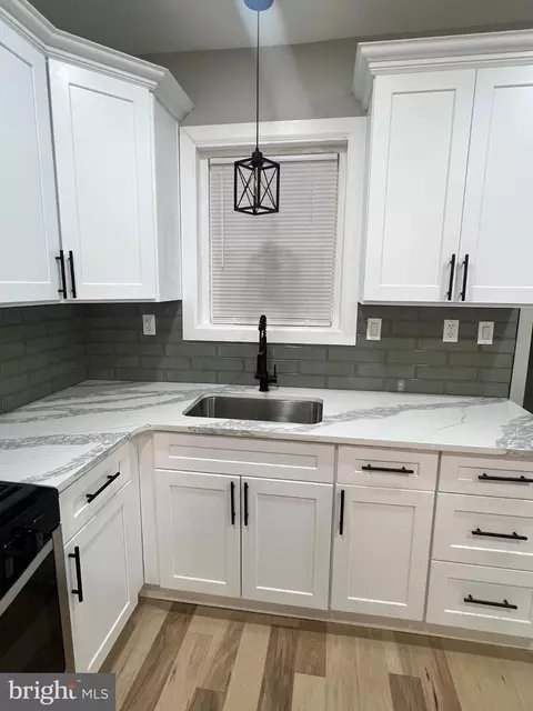 4817 N 10th St, Philadelphia, PA 19141