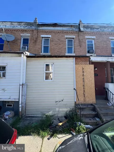 2137 S Gould St, Philadelphia, PA 19142