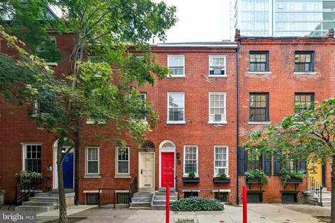 320 S Juniper St, Philadelphia, PA 19107