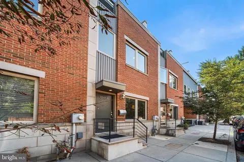 1241 Crease St #2, Philadelphia, PA 19125