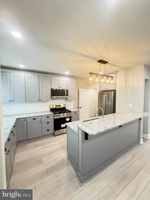 6019 N 12th St, Philadelphia, PA 19141