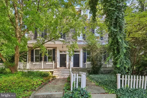 202 W Chestnut Hill Ave, Philadelphia, PA 19118