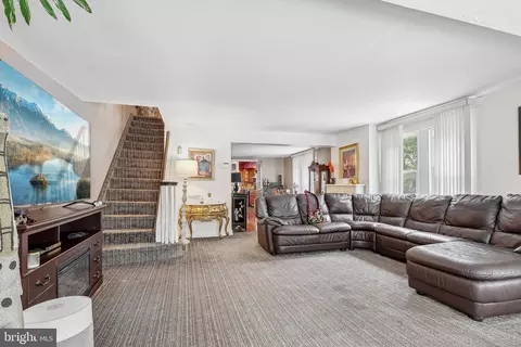 701 Johnston St, Philadelphia, PA 19148