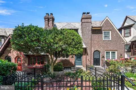 3453 W Queen Ln, Philadelphia, PA 19129