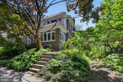7042 Greene St, Philadelphia, PA 19119