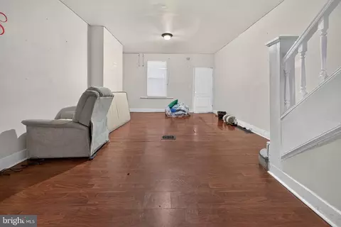 7279 Saybrook Ave, Philadelphia, PA 19142