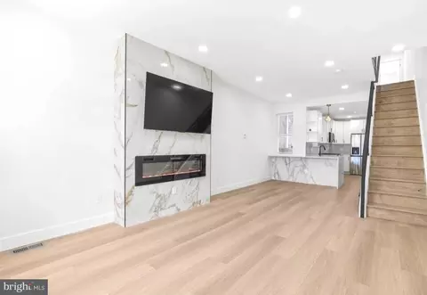 2618 N 7th St, Philadelphia, PA 19133