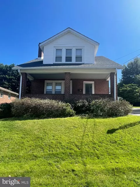 6719 Pechin St, Philadelphia, PA 19128